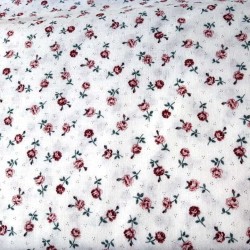 tissu patchwork blanc avec des petites fleurs rose