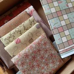 kit patchwork de noël tissus anni downs